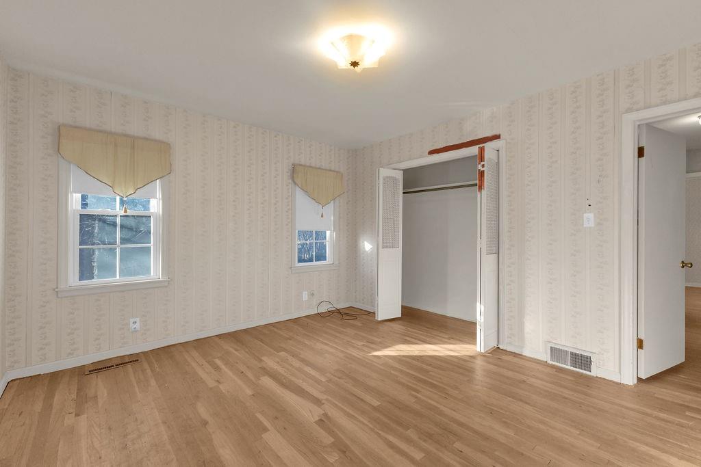 3405 Gene Field Road St. Joseph, MO 64506 - Photo 18 of 36