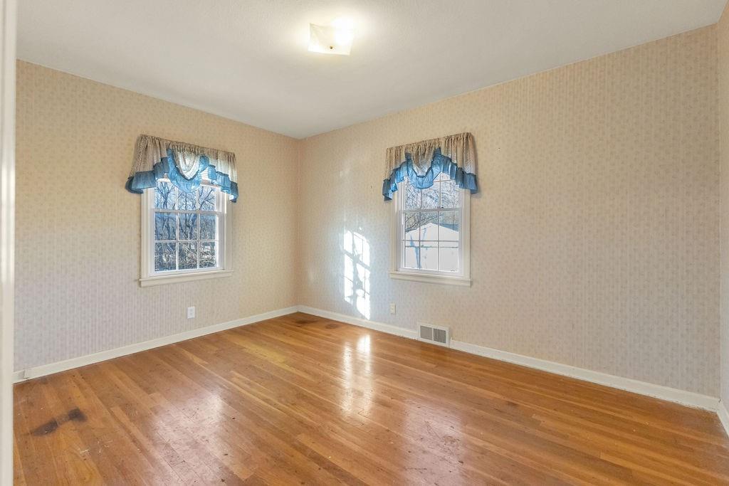 3405 Gene Field Road St. Joseph, MO 64506 - Photo 24 of 36