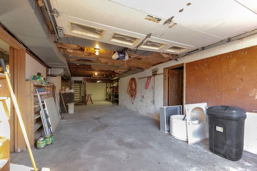 3405 Gene Field Road St. Joseph, MO 64506 - Photo 31 of 36