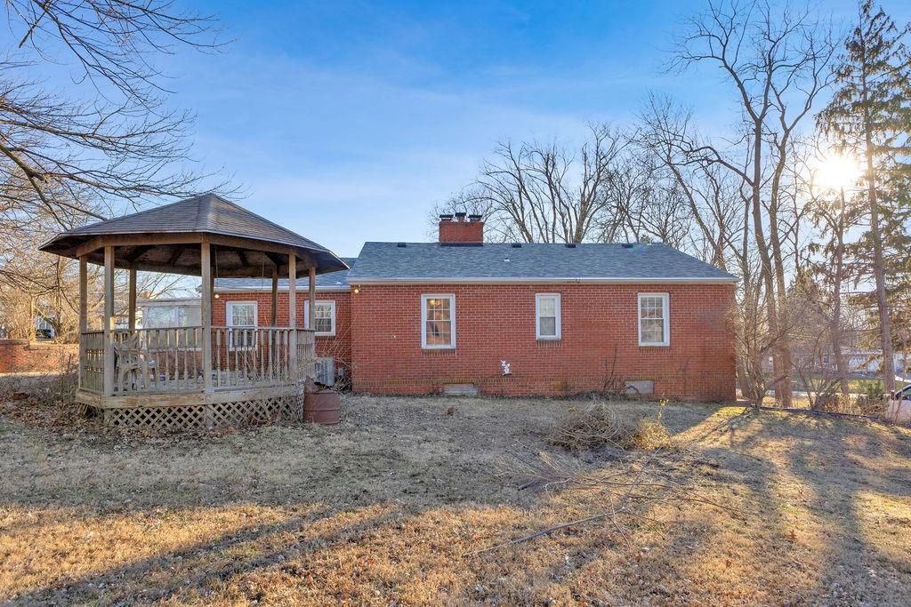 3405 Gene Field Road St. Joseph, MO 64506 - Photo 33 of 36