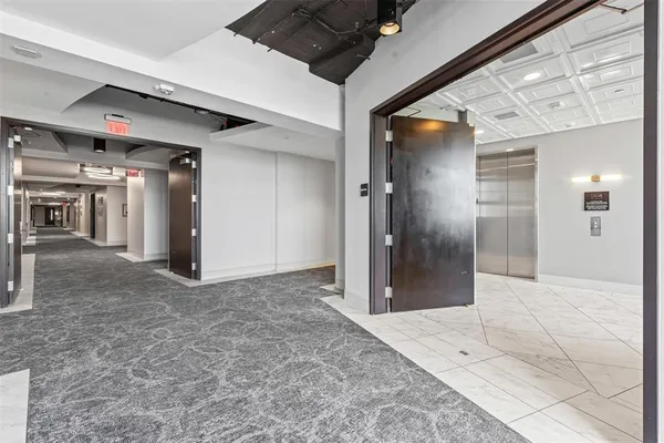 $2,150 | 2600 West 7th Street, Unit 1535, Fort Worth, TX 76107