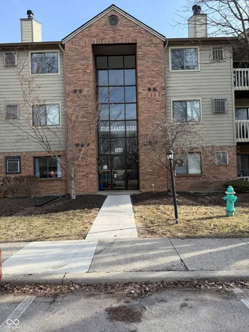 $135,000 | 4291 Village Pkwy Circle West, Unit 8, Indianapolis, IN 46254