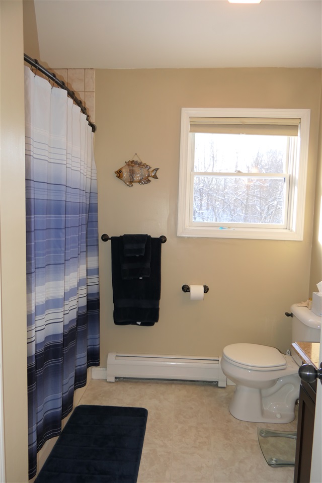 2460 Highgate Road Swanton, VT 05478 - Photo 8 of 19