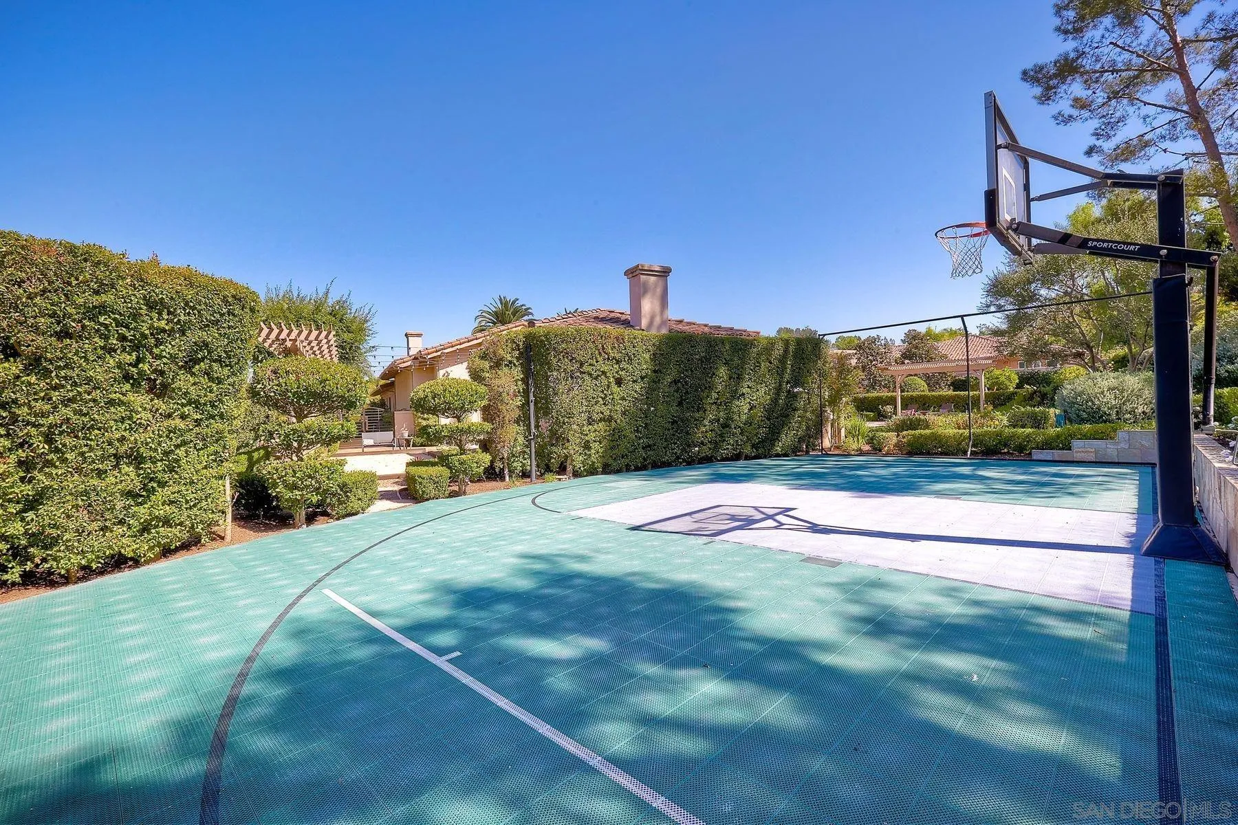 17732 Vineyard Lane Poway, CA 92064 - Photo 40 of 63 a view of a basketball court
