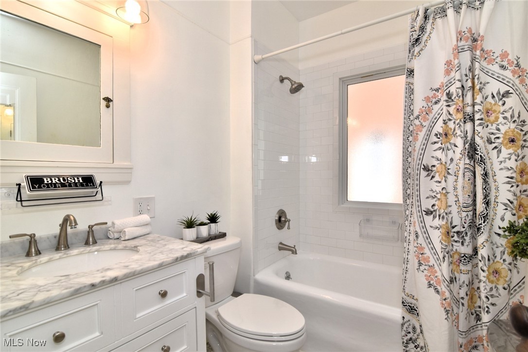2657 Shaker Road Cleveland Heights, OH 44118 - Photo 20 of 45