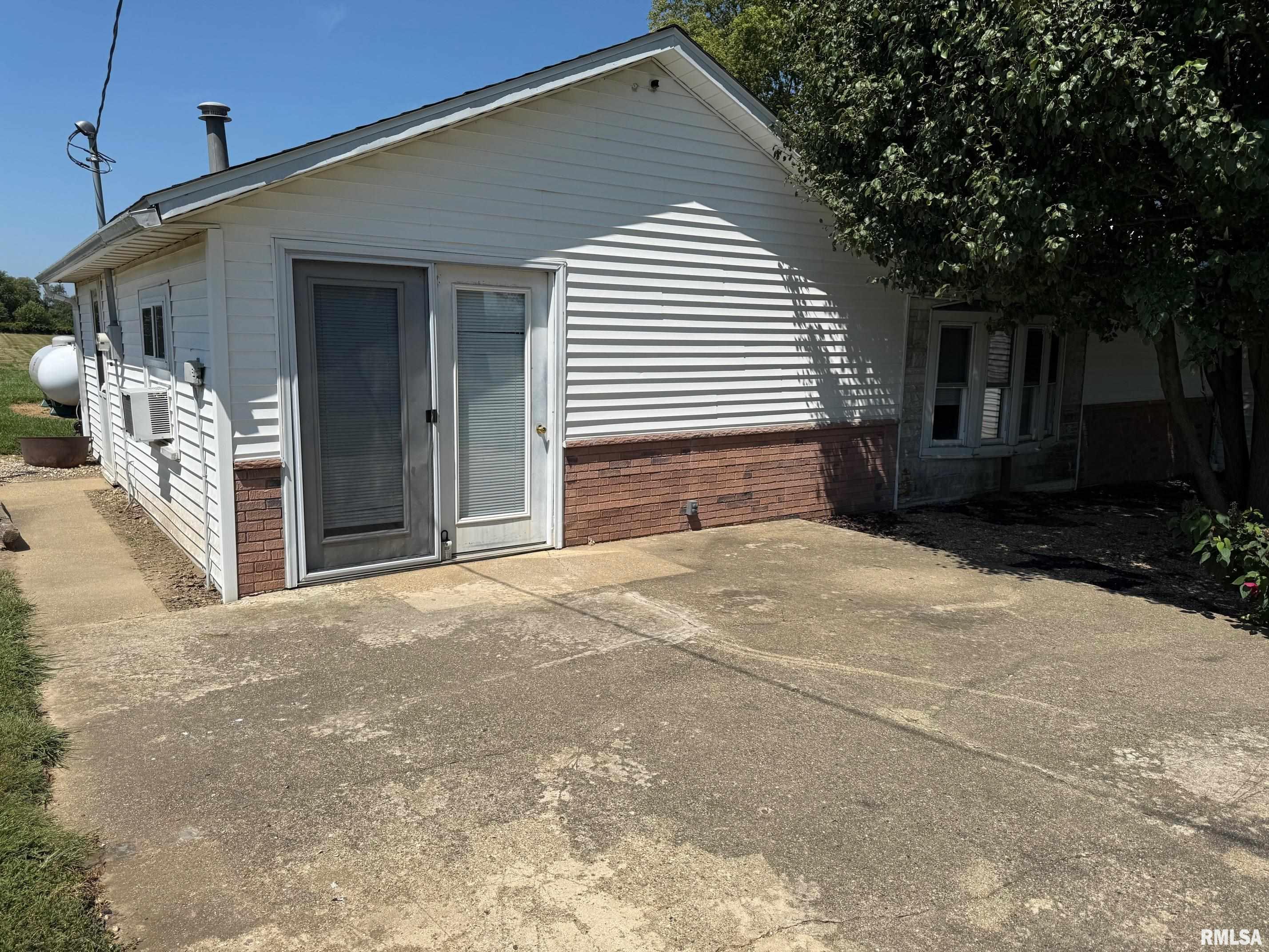 3507 Smith Road Pleasant Plains, IL 62677 - Photo 24 of 30