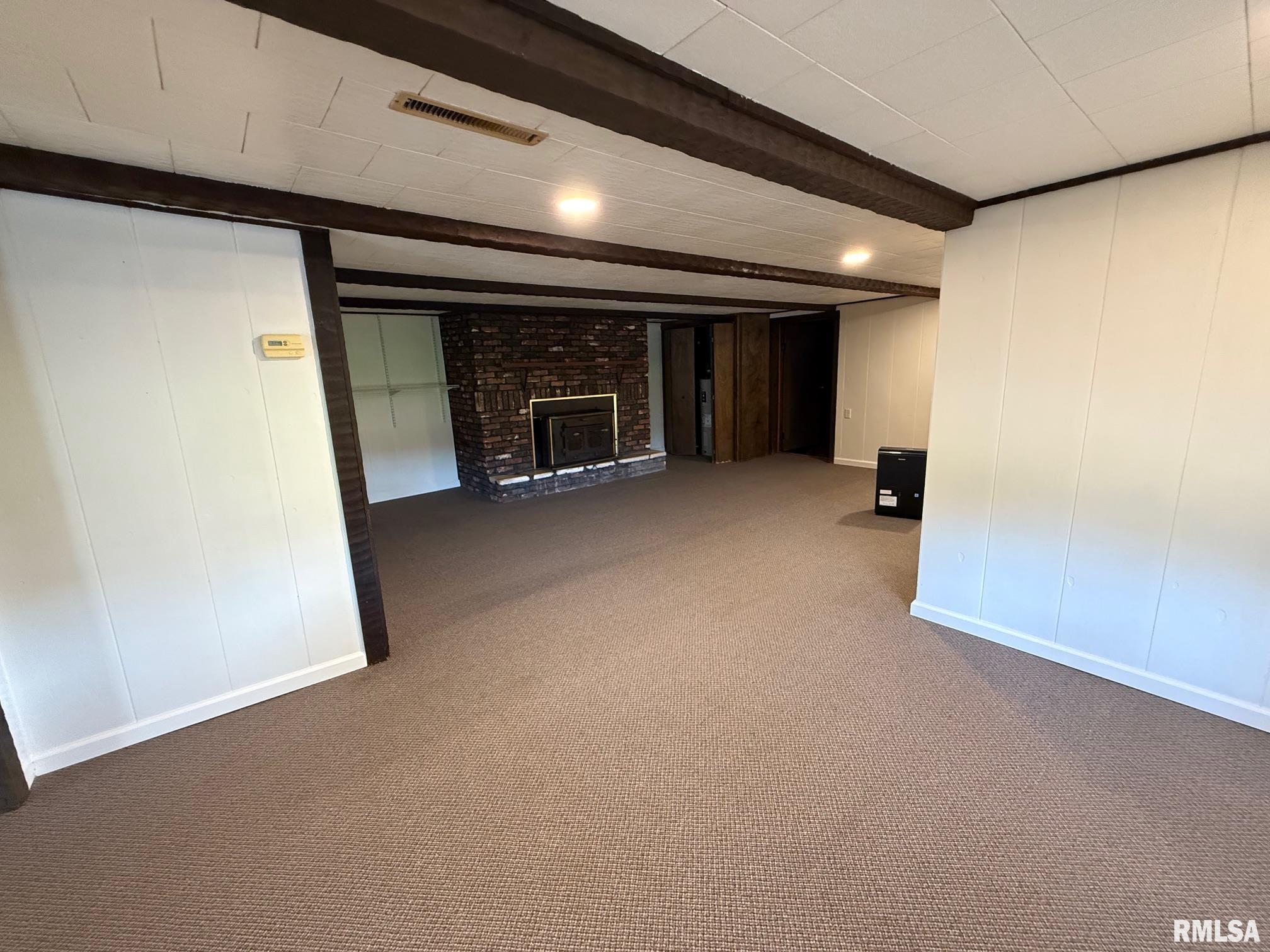 3507 Smith Road Pleasant Plains, IL 62677 - Photo 4 of 30