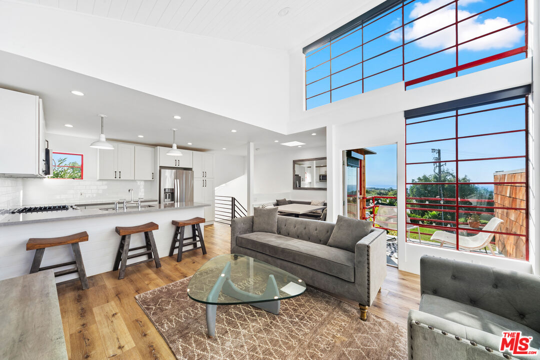 29235 Heathercliff Road, Unit 6 Malibu, CA 90265 - Photo 17 of 24