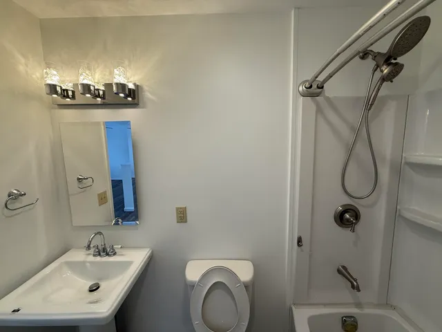 $259,900 | 24880 L Drive North, Albion, MI 49224