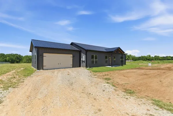 $395,000 | 2501 Cowley Road, Perrin, TX 76486