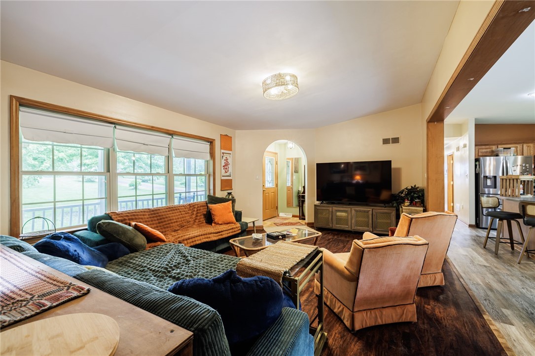 3767 Retsof Road York, NY 14533 - Photo 4 of 24 Gallery Image 4