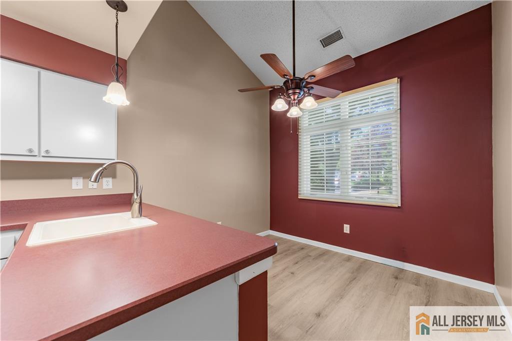 53 Winthrop Road, Unit 53F Monroe Township, NJ 08831 - Photo 8 of 30