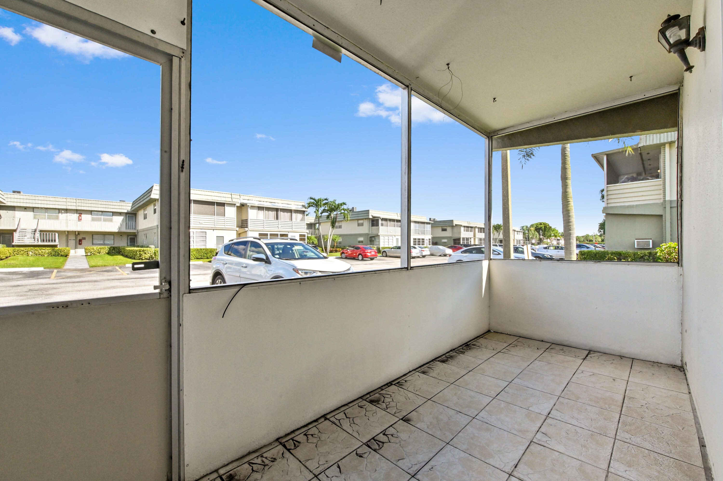 538 Monaco Way Delray Beach, FL 33446 - Photo 19 of 35 19 porch 01