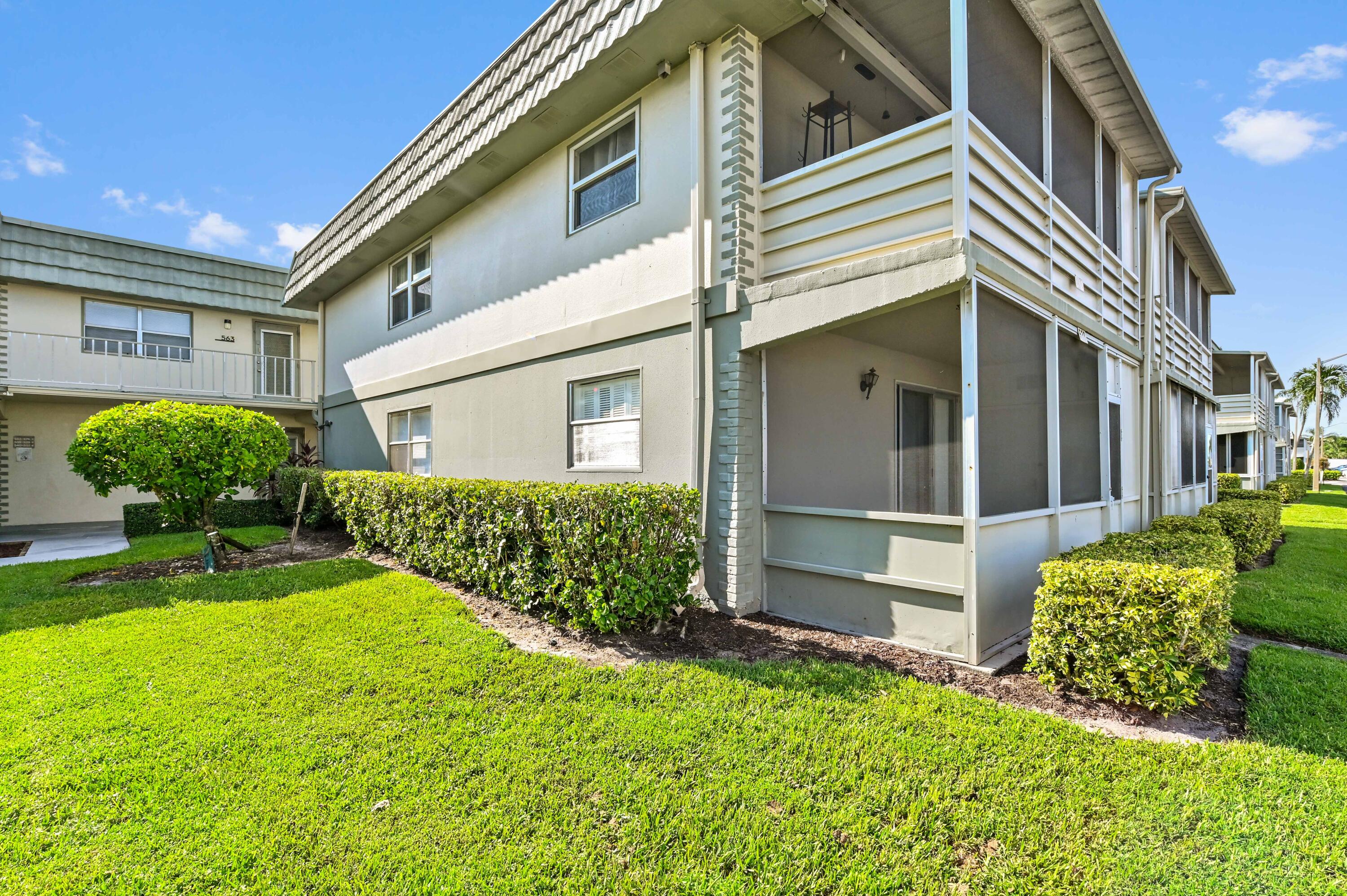 538 Monaco Way Delray Beach, FL 33446 - Photo 3 of 35 03 Front 03