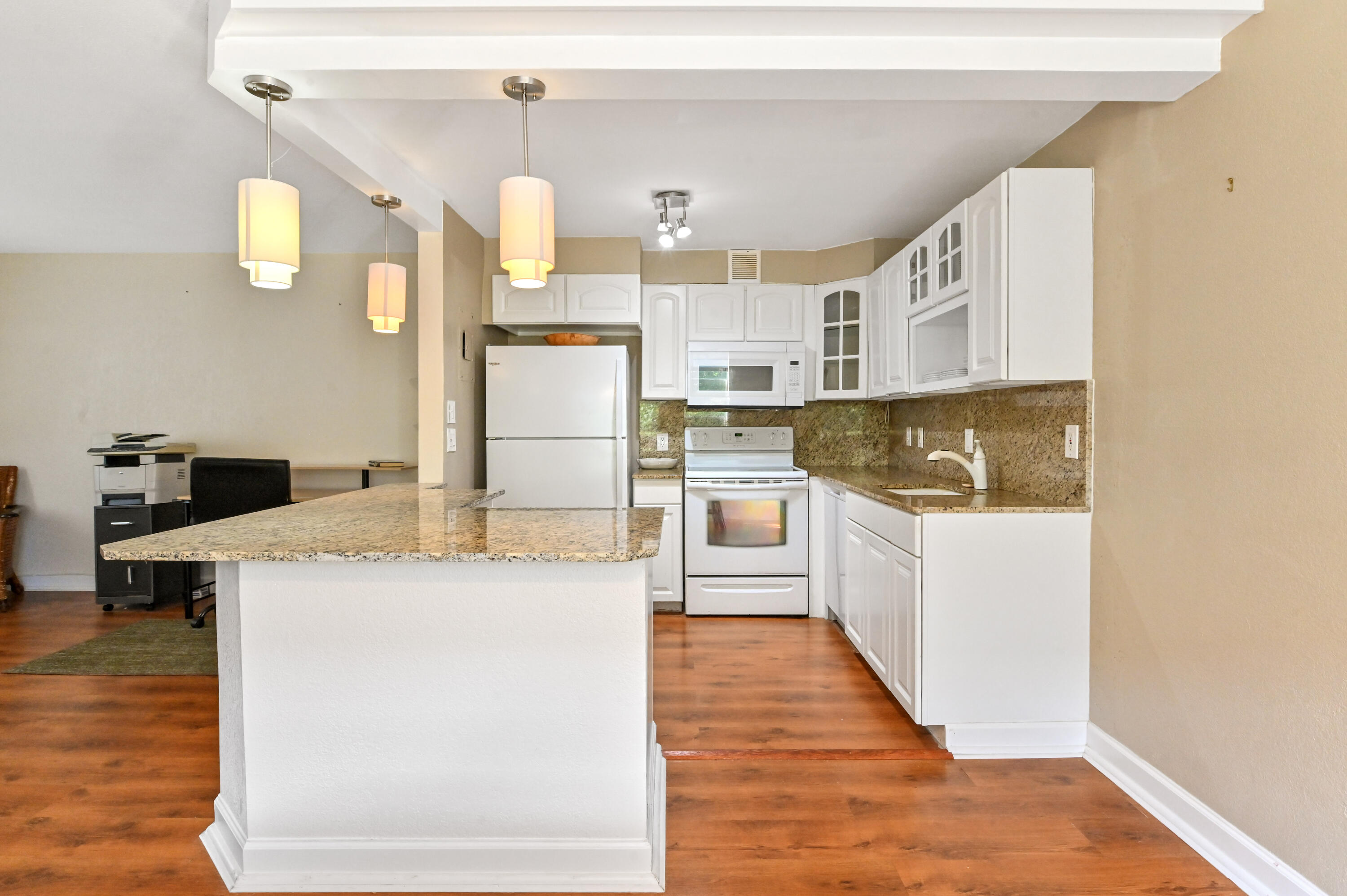 538 Monaco Way Delray Beach, FL 33446 - Photo 10 of 35 10 kitchen 01