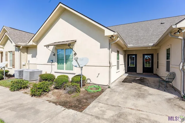 $218,000 | 3937 Cypress Hall Drive, Addis, LA 70710