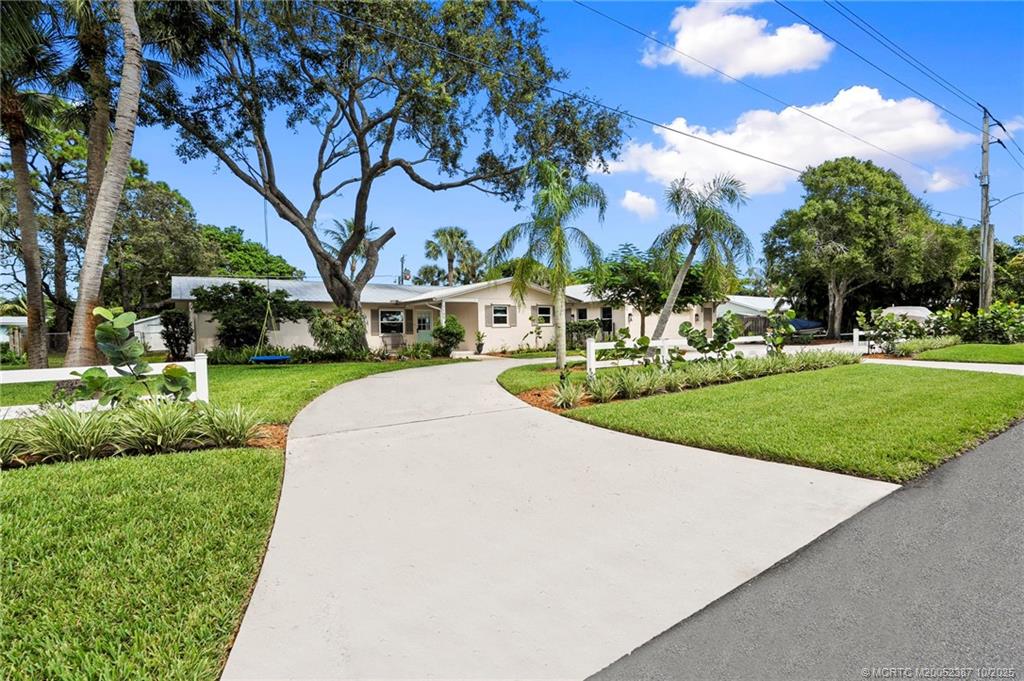 1109 Southeast 7th Street Stuart, FL 34996 - Photo 1 of 57 Gallery Image 1