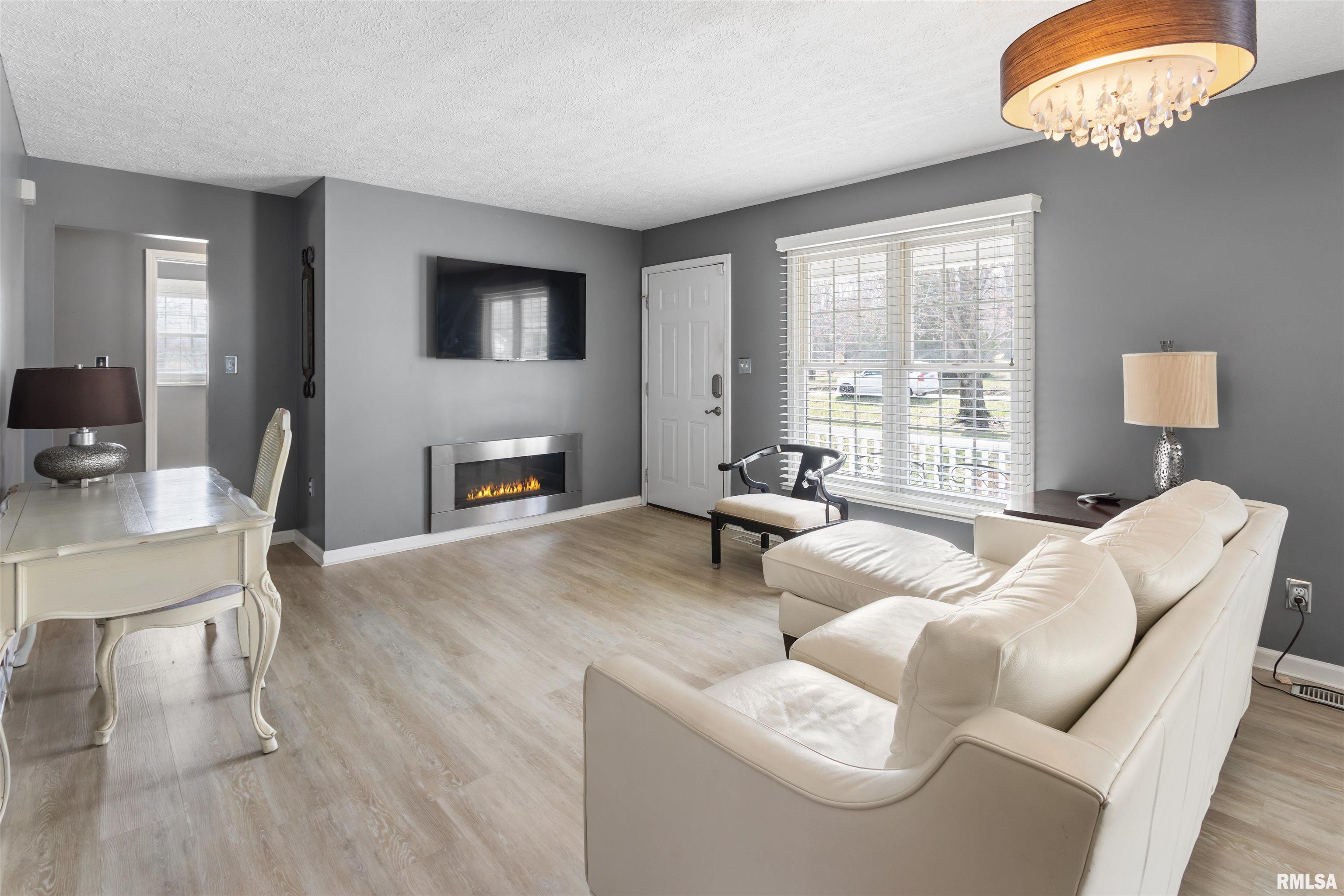 185 Jones Road Harrisburg, IL 62946 - Photo 7 of 21