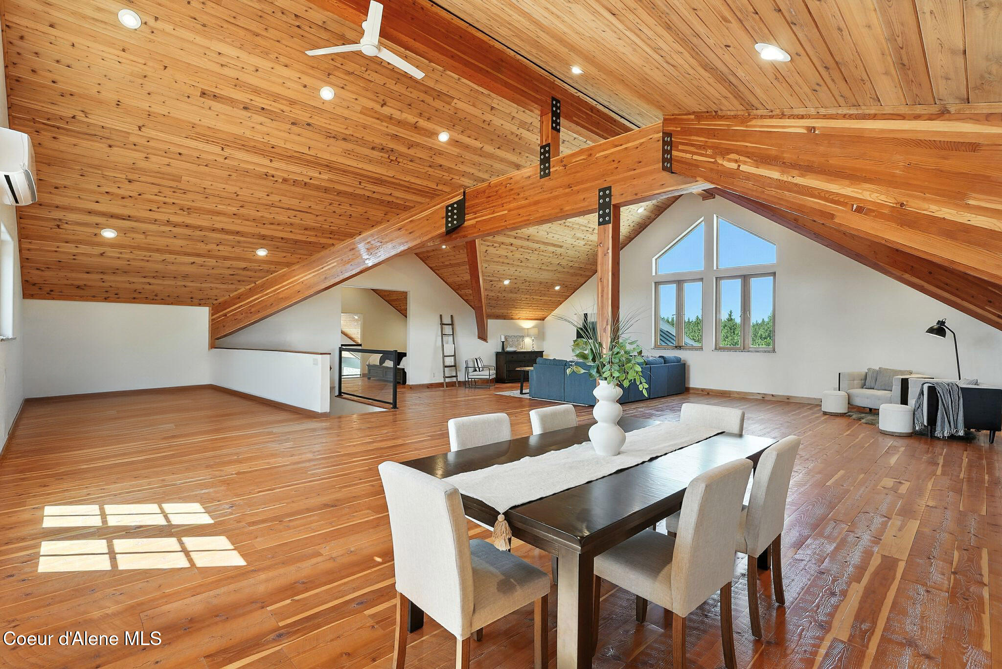 4440 East Lisa Road Harrison, ID 83833 - Photo 62 of 101 39_Inside-Spokane-Lisa-36-2