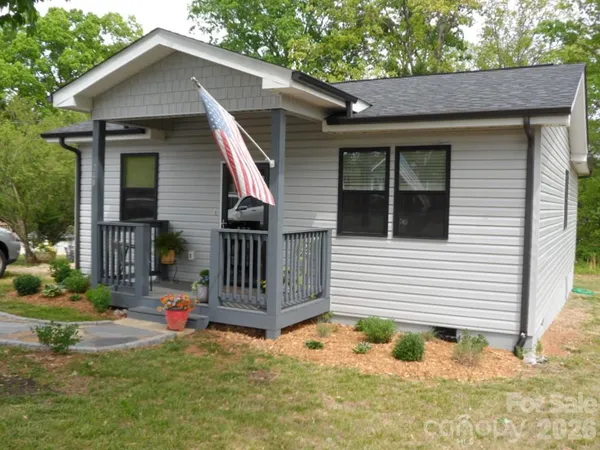 $254,000 | 244 Holly Street, Hudson, NC 28638