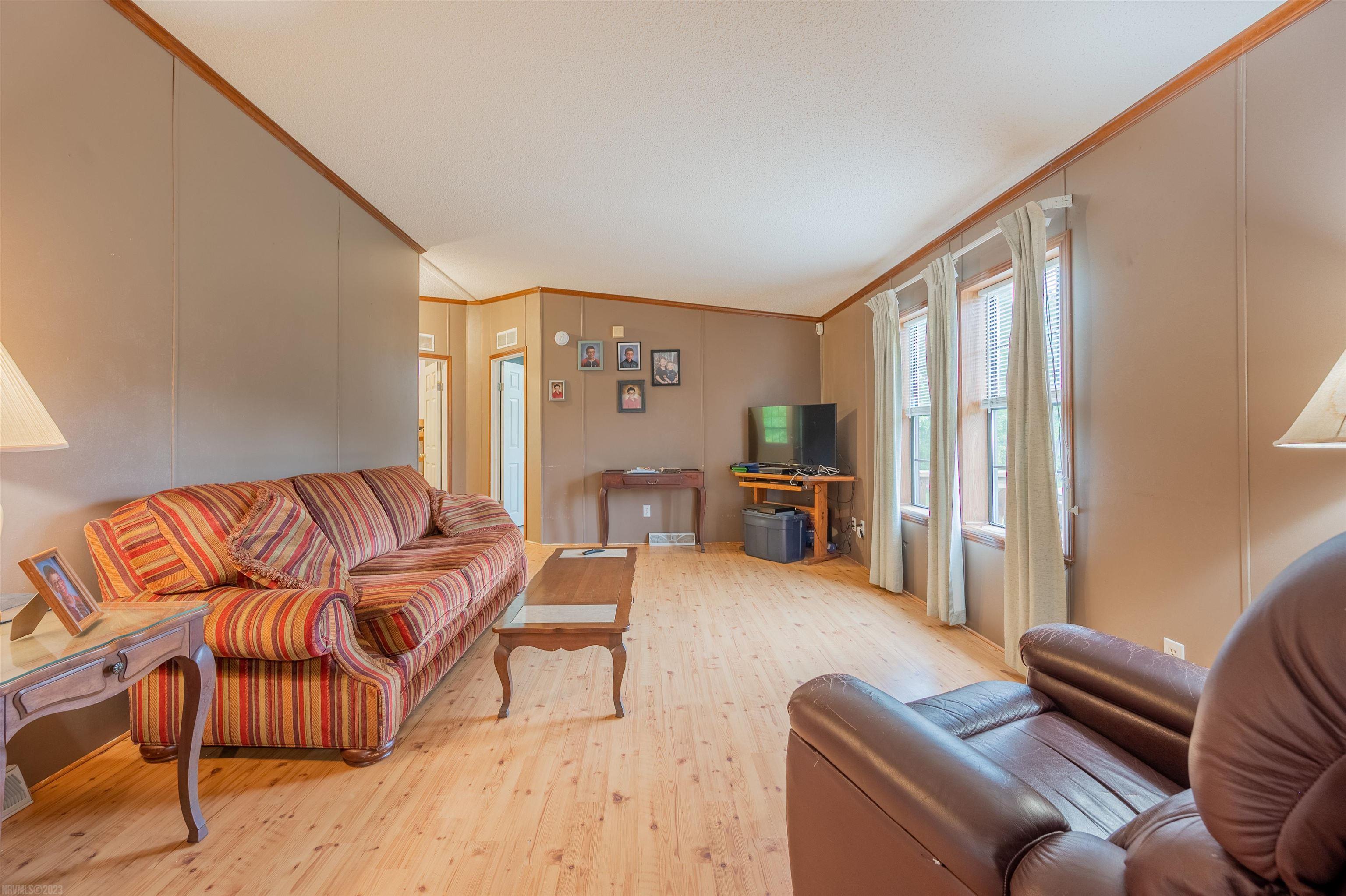 313 Moore Road Northeast Floyd, VA 24091 - Photo 11 of 58 Gallery Image 11