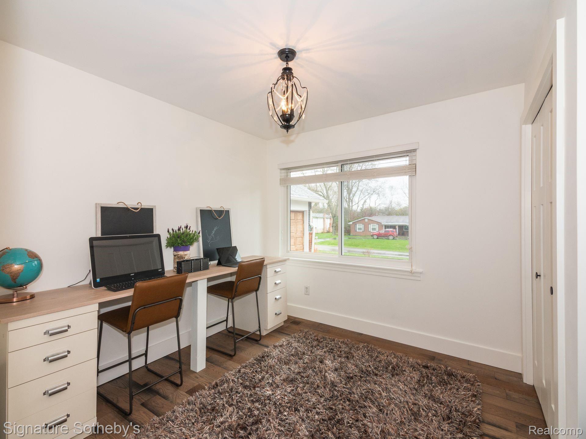 2682 Peterboro Road West Bloomfield, MI 48323 - Photo 19 of 46 19.jpg