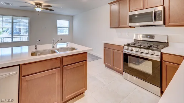 $1,995 | 787 Pickled Pepper Place, Henderson, NV 89011