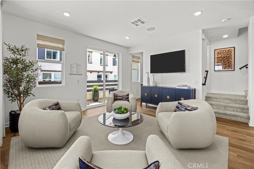 1090 Foothill Boulevard Claremont, CA 91711 - Photo 5 of 15