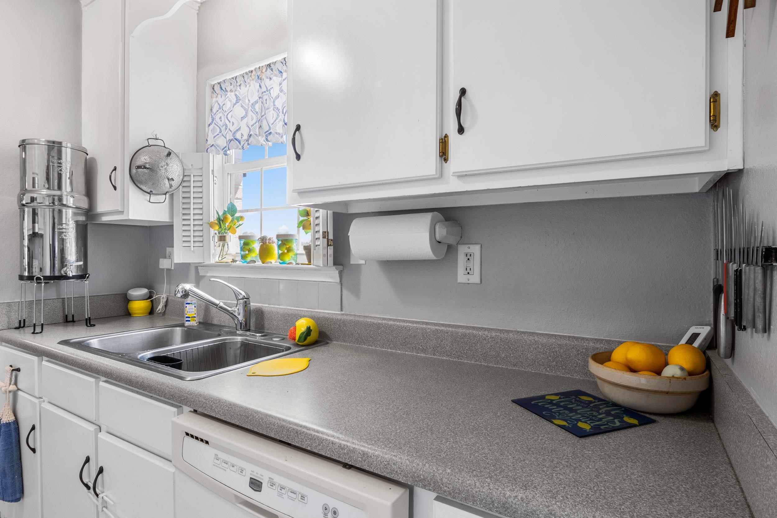 16130 West Indigo Loop Summerdale, AL 36580 - Photo 11 of 25 Kitchen