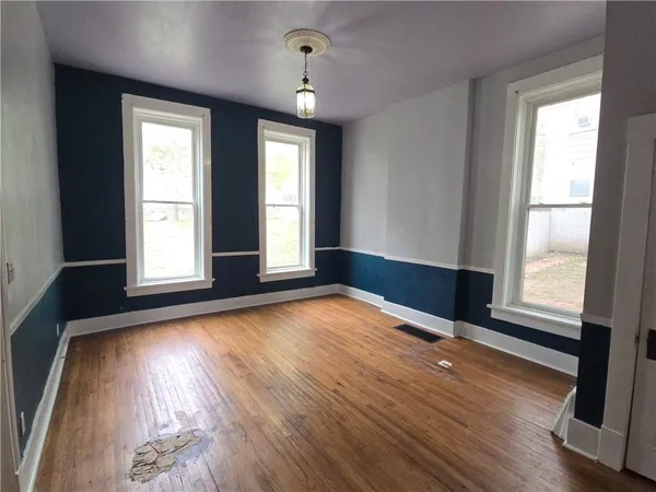 $189,900 | 617 Parallel Street, Atchison, KS 66002