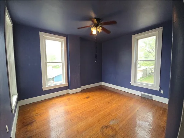 $189,900 | 617 Parallel Street, Atchison, KS 66002