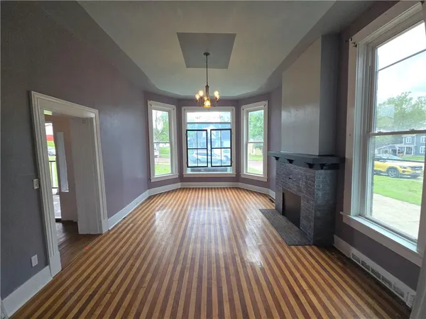 $189,900 | 617 Parallel Street, Atchison, KS 66002