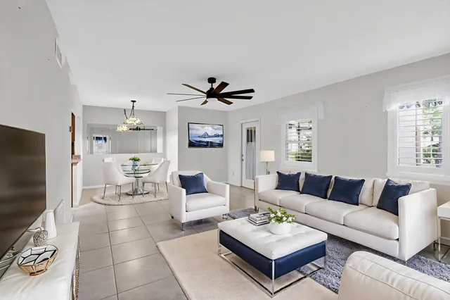 $184,900 | 206 Pine High Occupancy Vehicle Circle, Unit C1, Greenacres, FL 33463