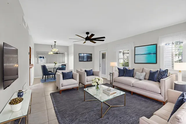 $184,900 | 206 Pine High Occupancy Vehicle Circle, Unit C1, Greenacres, FL 33463