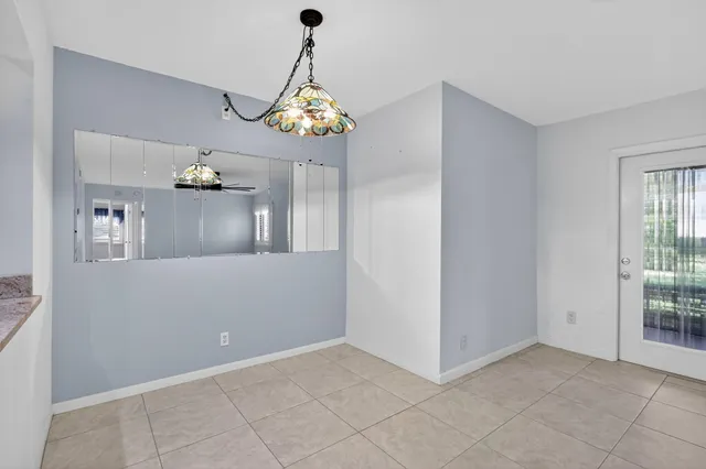 $184,900 | 206 Pine High Occupancy Vehicle Circle, Unit C1, Greenacres, FL 33463