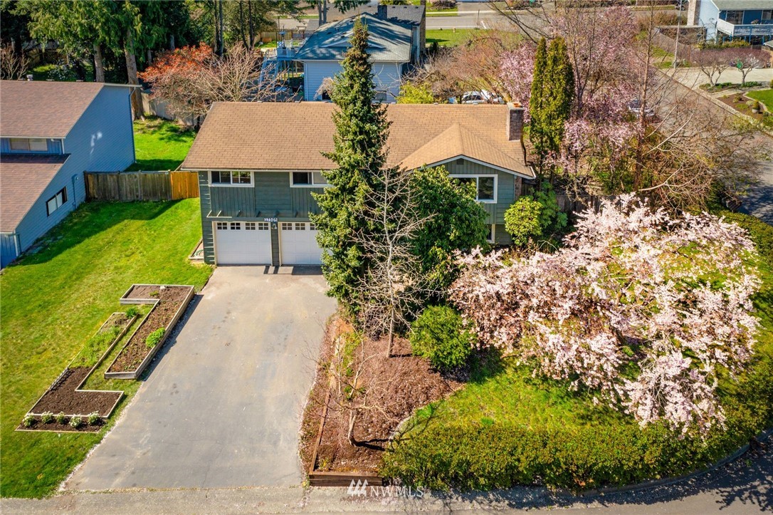 17504 Valley Cir Drive Bothell, WA 98012 - Photo 28 of 32 Gallery Image 28