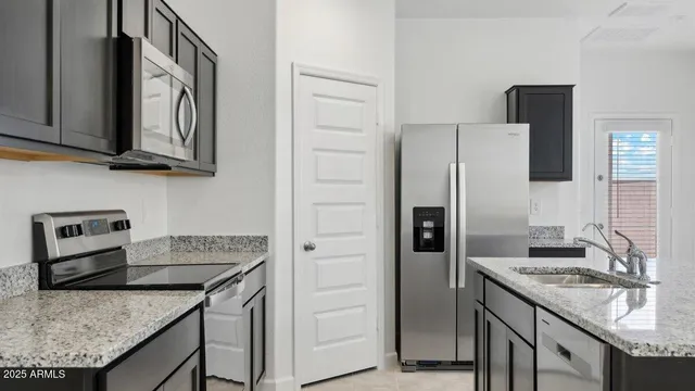 $374,995 | 2127 Starkey Avenue, Apache Junction, AZ 85120