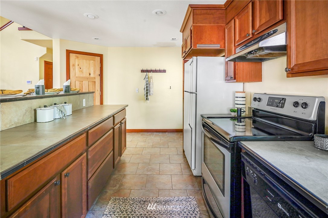 11 Spring Court Bellingham, WA 98229 - Photo 16 of 40 Gallery Image 16