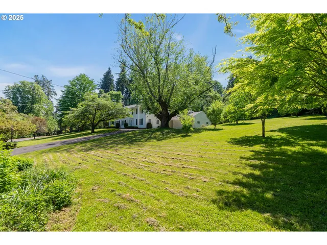 $1,750,000 | 11385 South Riverwood Road, Portland, OR 97219
