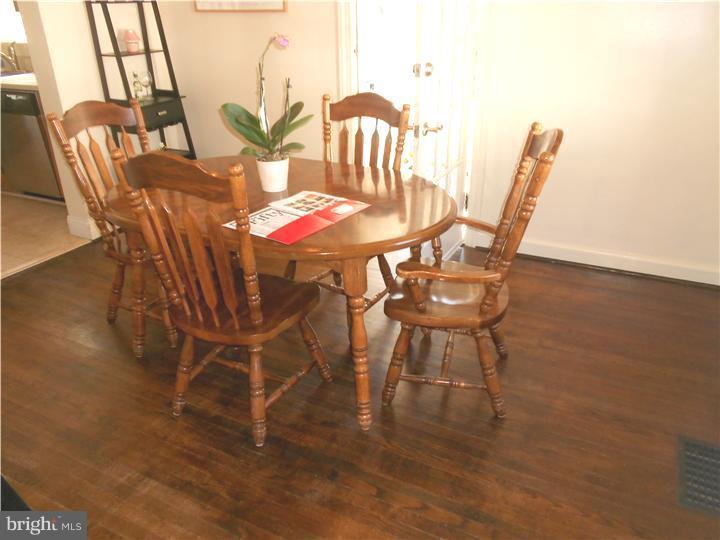 218 Beech Road Wallingford, PA 19086 - Photo 7 of 23 Dining Room