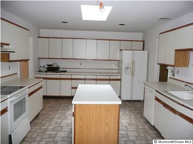187 Old Tavern Road Howell, NJ 07731 - Photo 3 of 3 Additional Photo