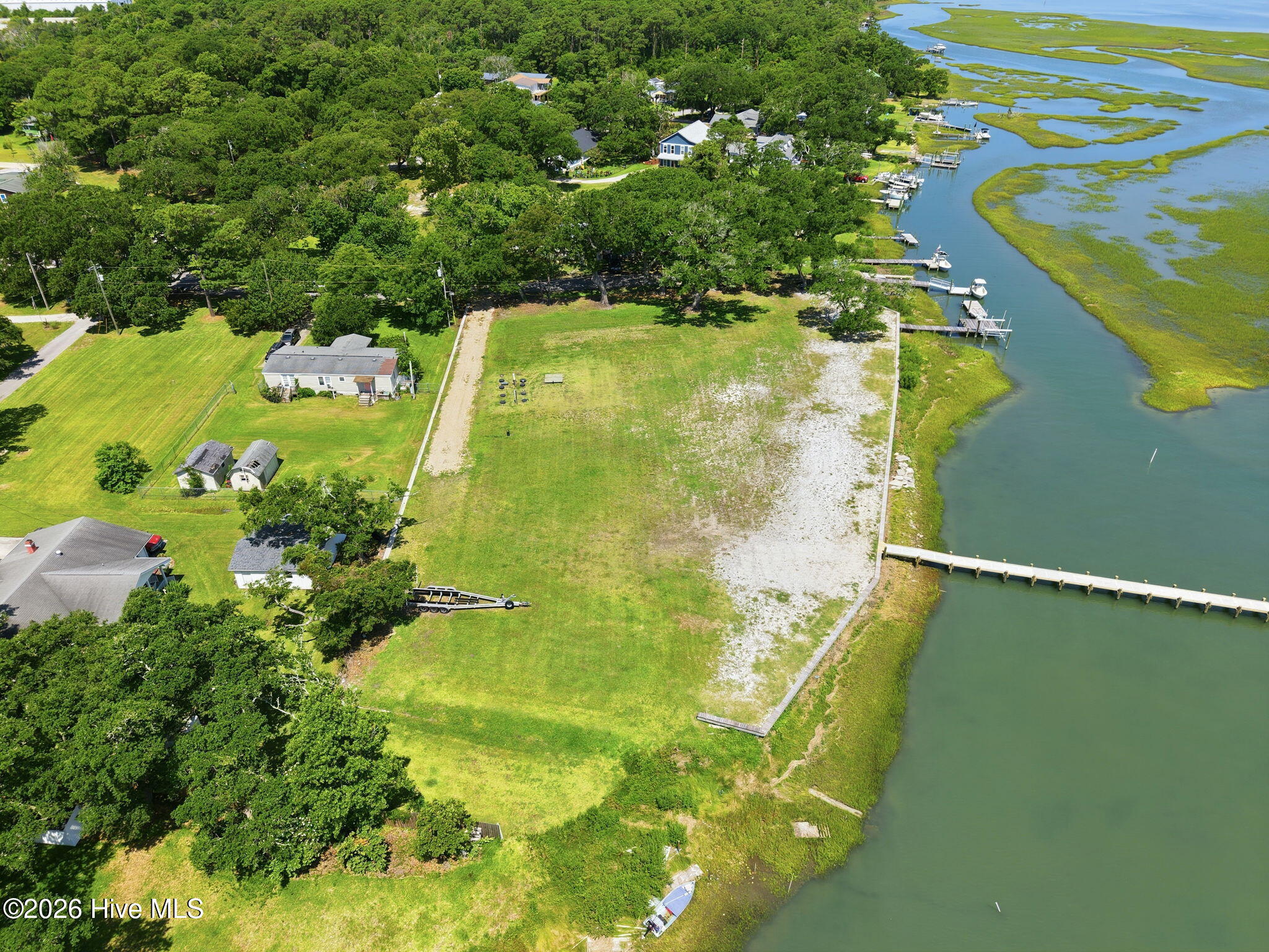 184 Lennoxville Point Road Beaufort, NC 28516 - Photo 12 of 23