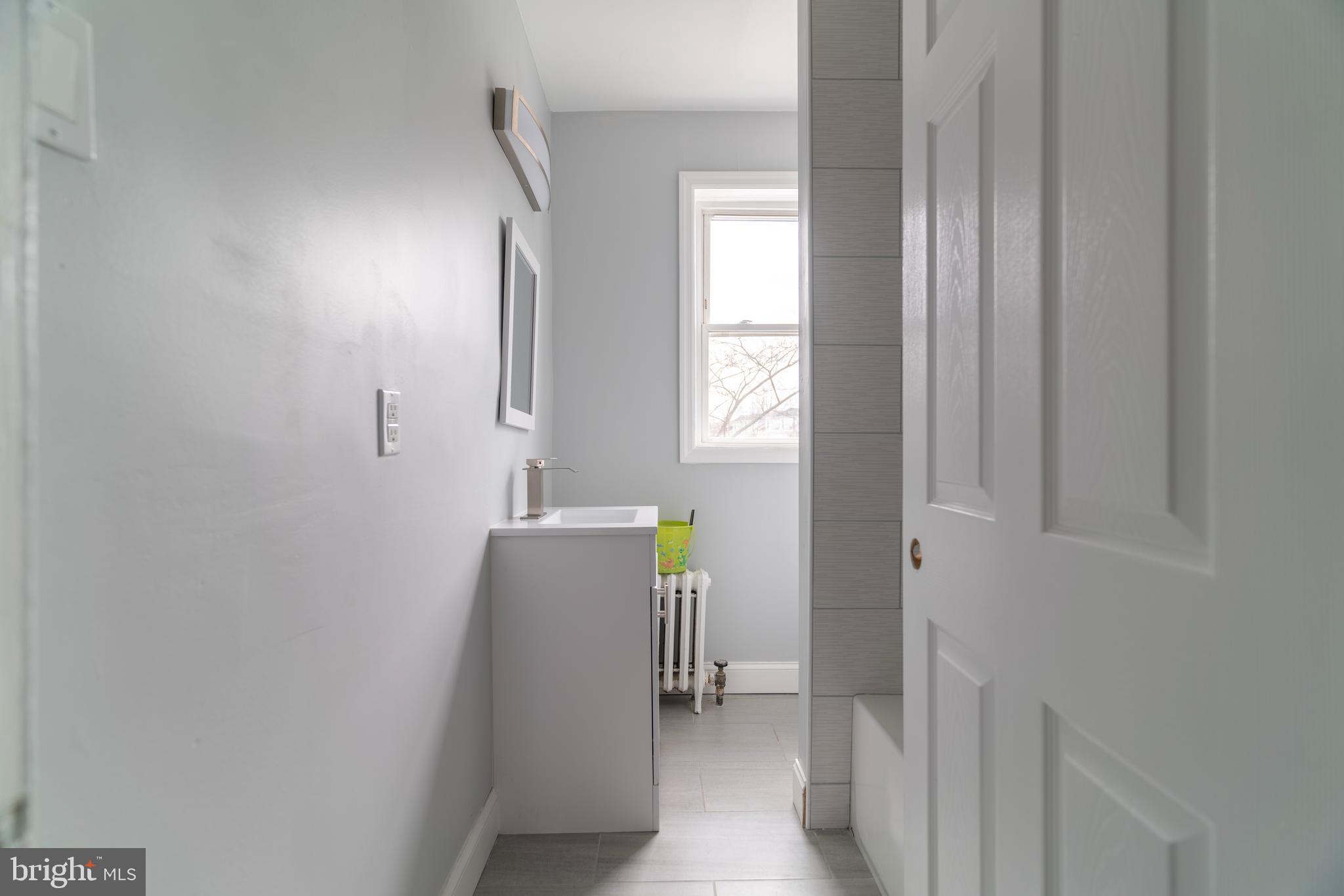 723 Hamilton Avenue, Unit 2 Trenton, NJ 08629 - Photo 10 of 25