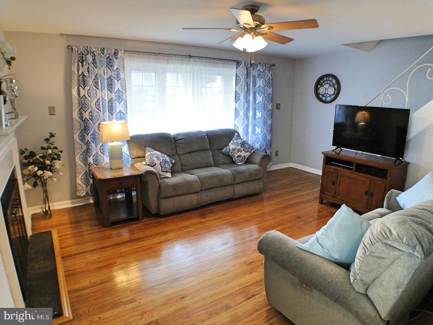 1505 Blackrock Road Swarthmore, PA 19081 - Photo 2 of 25 Living Room