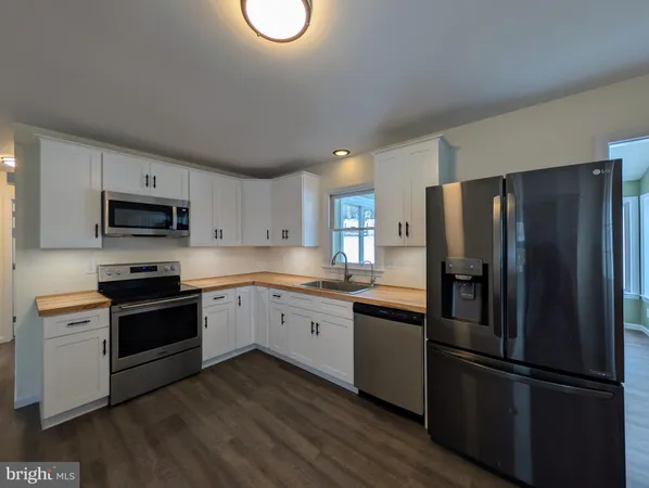 $424,900 | 520 Pitney Road, Columbia, PA 17512