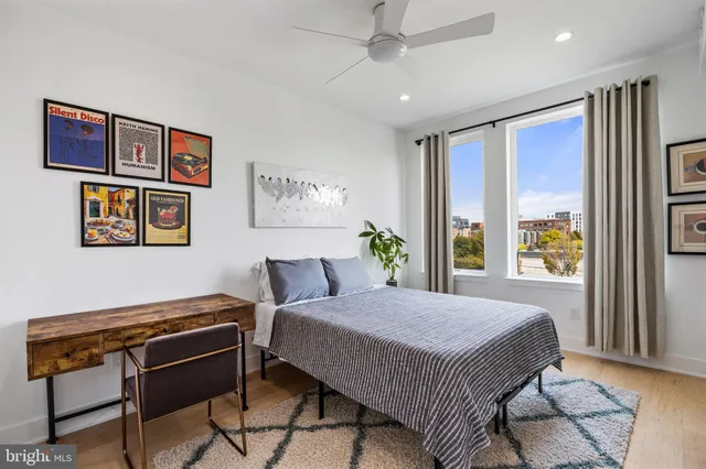 $1,189,900 | 175 West Oxford Street, Unit C1, Philadelphia, PA 19122