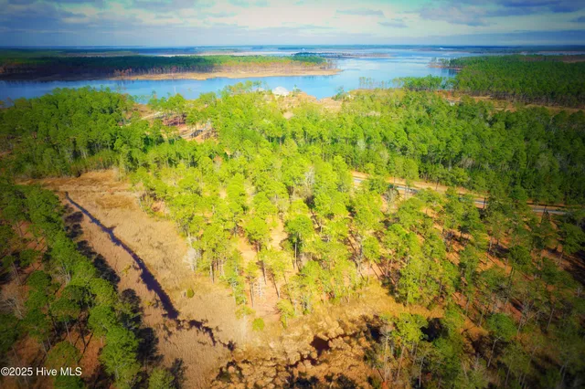 $472,900 | 203 Paradox Point Drive, Aurora, NC 27806