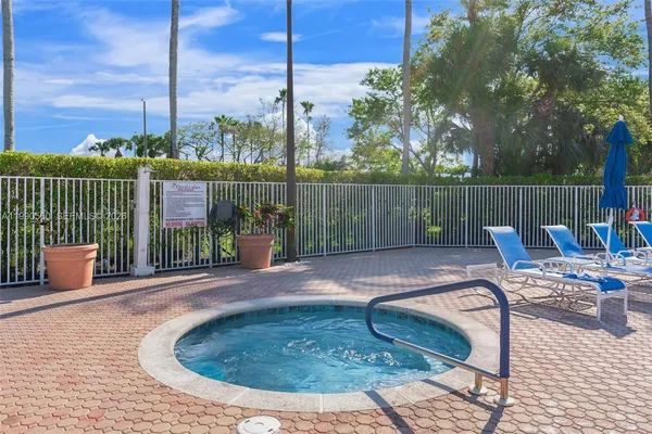 $3,700 | 15465 Lake Magnolia Place, Delray Beach, FL 33484