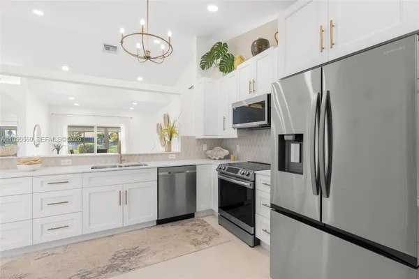 $3,700 | 15465 Lake Magnolia Place, Delray Beach, FL 33484