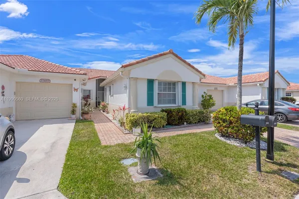 $3,700 | 15465 Lake Magnolia Place, Delray Beach, FL 33484